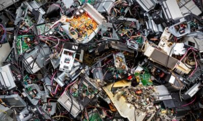 Avanza el procesamiento de residuos de aparatos eléctricos y electrónicos.