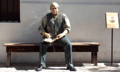 Día del maestro en homenaje a la controversial figura de Sarmiento.