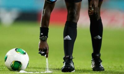 El argentino que inventó el spray para árbitros le ganó un fallo a la FIFA por 100 millones de euros.