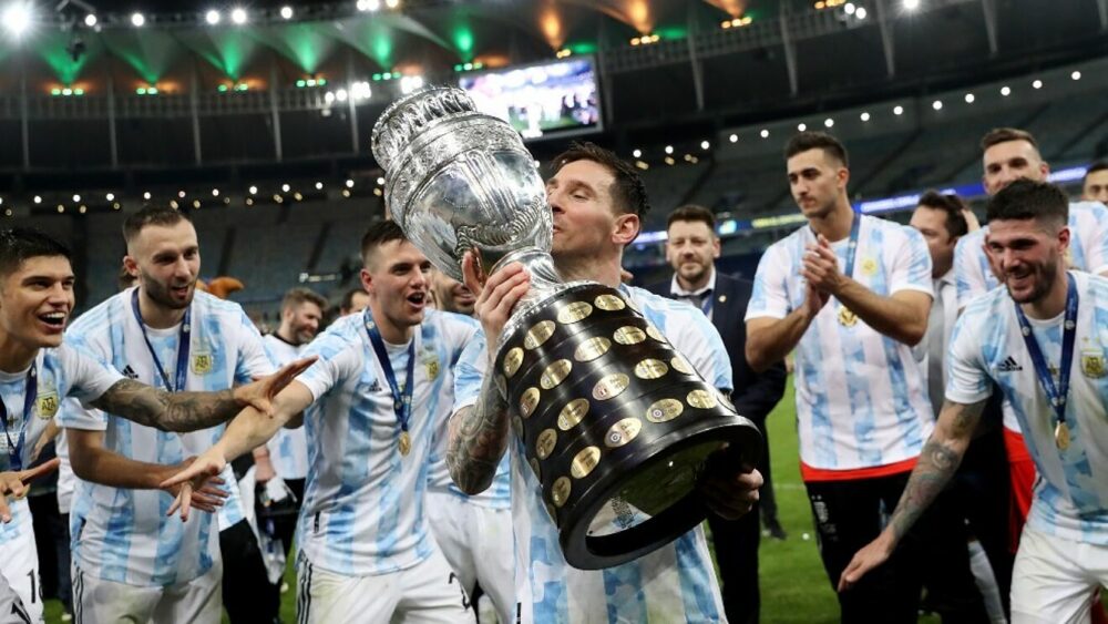 La Copa América llega a San Juan y recorrerá varios departamentos. La Copa América llega a San Juan y recorrerá varios departamentos.