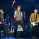 The Rolling Stones dejan de tocar ‘Brown Sugar’ porque «no quieren líos con esa mierda» de la corrección política.