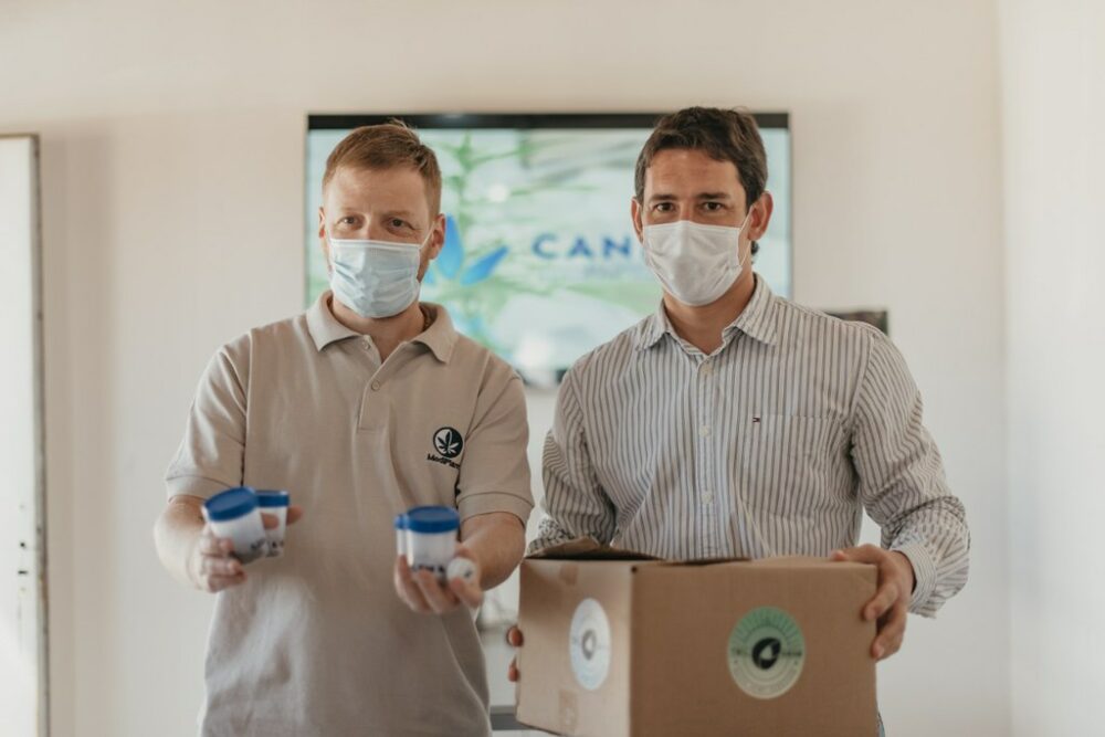 San Juan entregó las primeras semillas para la investigación de cannabis medicinal. San Juan entregó las primeras semillas para la investigación de cannabis medicinal.