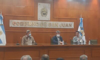 El Gobierno Provincial firmó convenios con distintos departamentos: «El deporte es una cuestión de Estado»