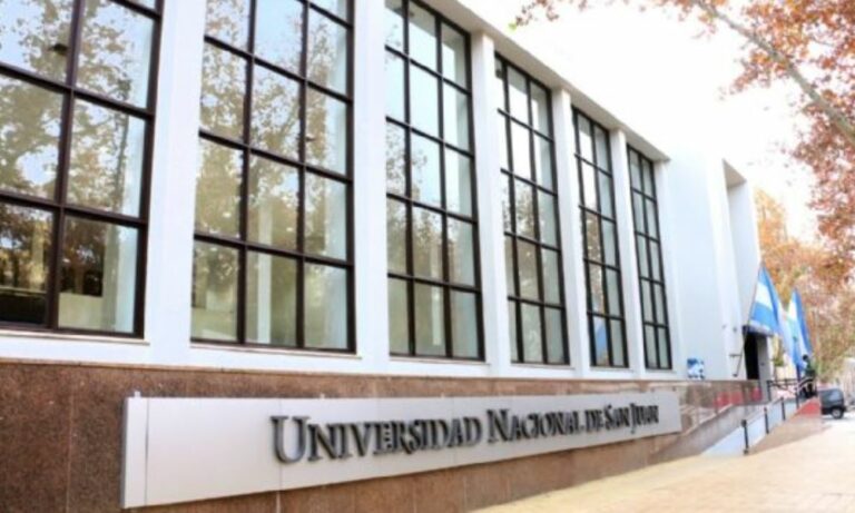 Nación autorizó la presencialidad plena en las universidades. Nación autorizó la presencialidad plena en las universidades.