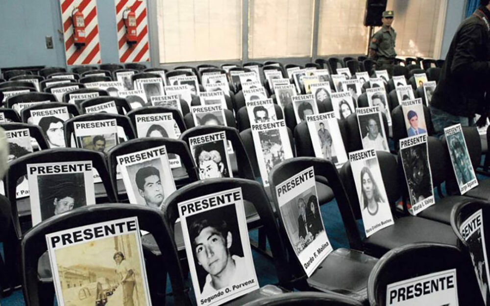 La Asamblea Permanente de los Derechos Humanos (A.P.D.H.) es querellante en la causa Malato. La Asamblea Permanente de los Derechos Humanos (A.P.D.H.) es querellante en la causa Malato.