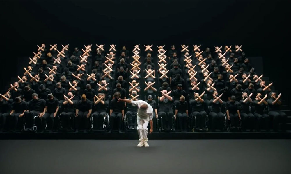 La impresionante coreografía al unísono que clausuró los Juegos Paralímpicos Tokio 2020. La impresionante coreografía al unísono que clausuró los Juegos Paralímpicos Tokio 2020.