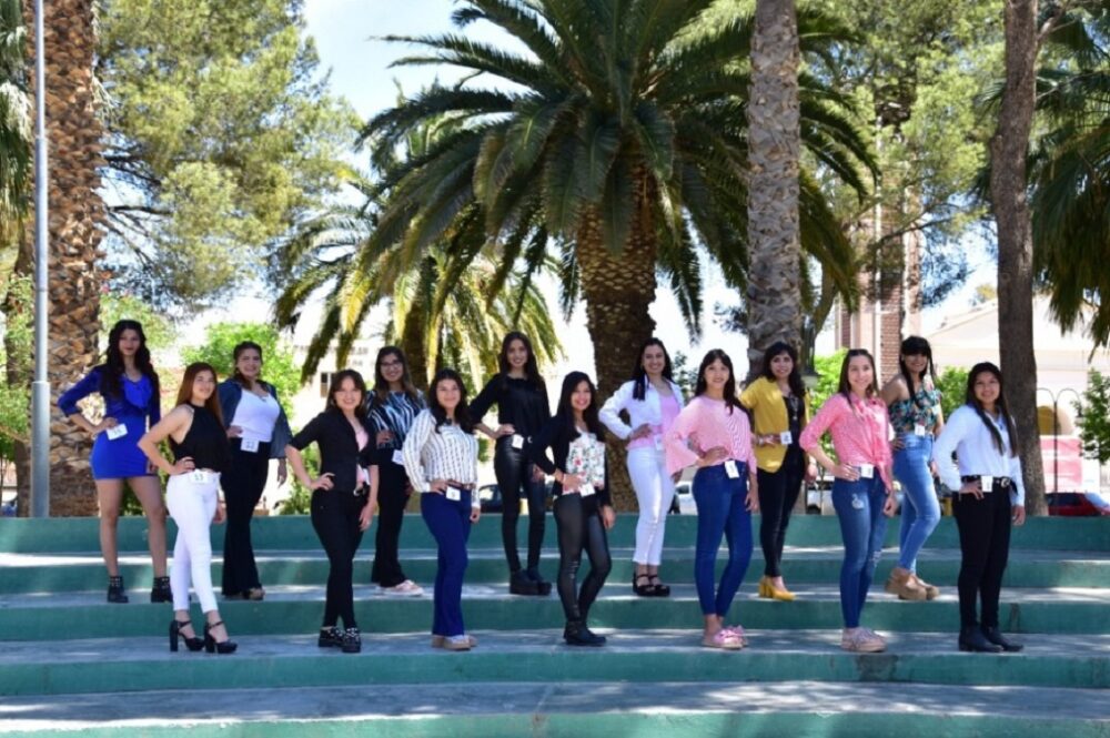 Inscriben a las interesadas en ser Paisanas de la Tradición. Inscriben a las interesadas en ser Paisanas de la Tradición.