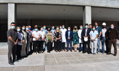 Carla Vizzotti visitó la obra de ampliación del Hospital Marcial Quiroga.