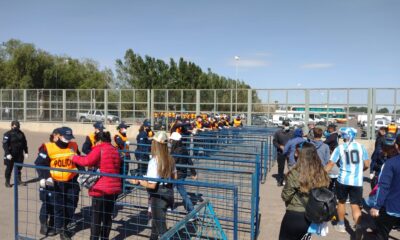 Abrieron las puertas del estadio: Se viene Argentina- Brasil.