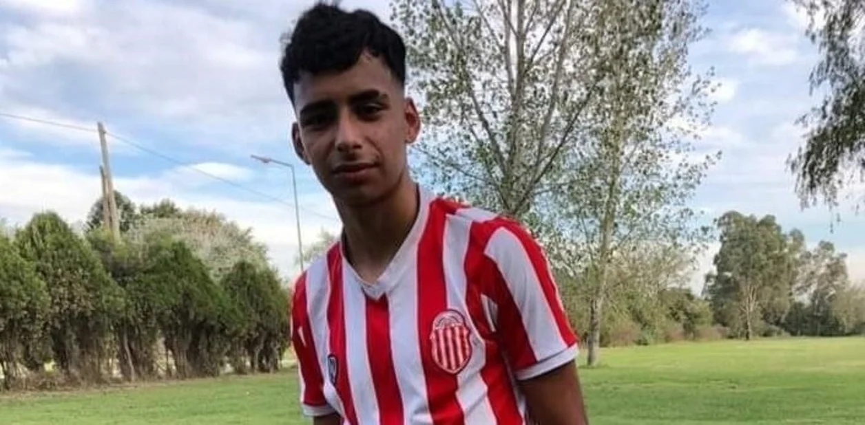 Murió Lucas González, el adolescente baleado por la Policía de la Ciudad. Murió Lucas González, el adolescente baleado por la Policía de la Ciudad.