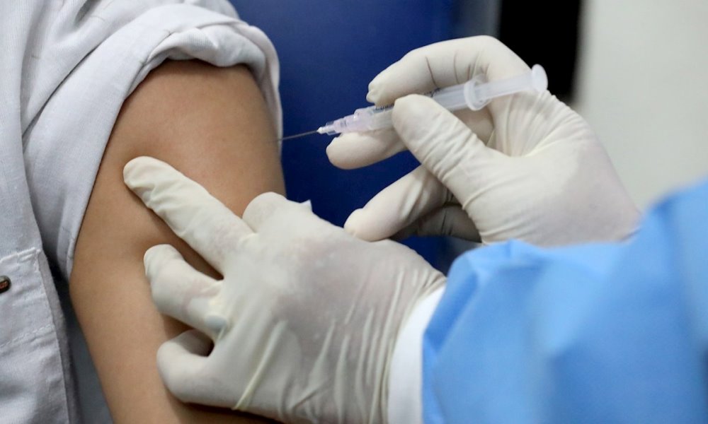«Poné el brazo»: todo lo que tenés que saber sobre la dosis refuerzo contra el coronavirus. «Poné el brazo»: todo lo que tenés que saber sobre la dosis refuerzo contra el coronavirus.