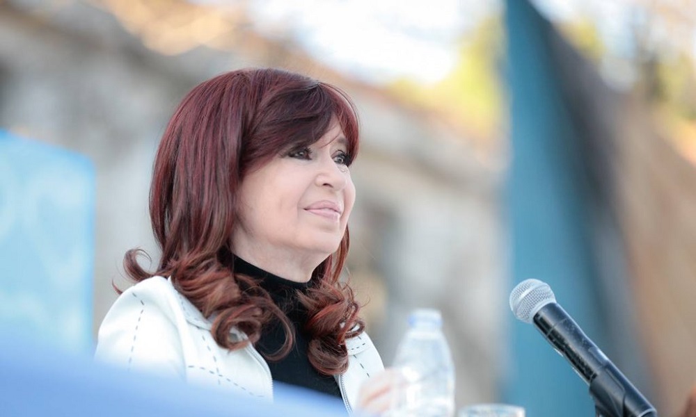 CFK: «Qué otras pruebas necesitará el Poder Judicial Argentino sobre la existencia de mesas judiciales y asociaciones ilícitas». CFK: «Qué otras pruebas necesitará el Poder Judicial Argentino sobre la existencia de mesas judiciales y asociaciones ilícitas».