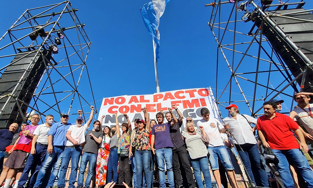 Masiva marcha a Plaza de Mayo contra el FMI del Frente de Izquierda.