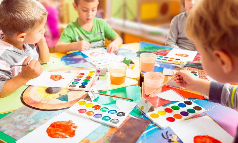 Licitaron las obras para construir más Centros de Desarrollo Infantiles para los departamentos. Licitaron las obras para construir más Centros de Desarrollo Infantiles para los departamentos.