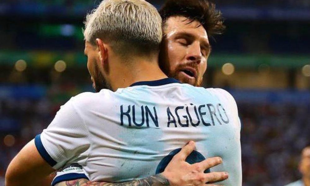 El fuerte mensaje de Messi al Kun: “Te voy a extrañar en la cancha y en la Selección”. El fuerte mensaje de Messi al Kun: “Te voy a extrañar en la cancha y en la Selección”.