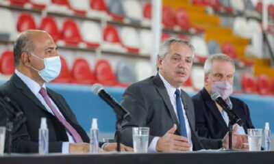 Alberto Fernández lanzó plan de vacunación y remarcó como prioridad «que haya escolaridad y presencialidad».