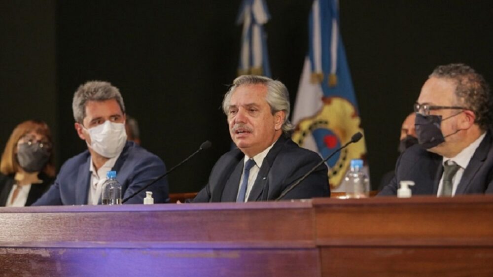 Alberto Fernández lanzó Clúster de Energía Renovable: «Aunque a algunos les moleste, esto es soberanía». Alberto Fernández lanzó Clúster de Energía Renovable: «Aunque a algunos les moleste, esto es soberanía».