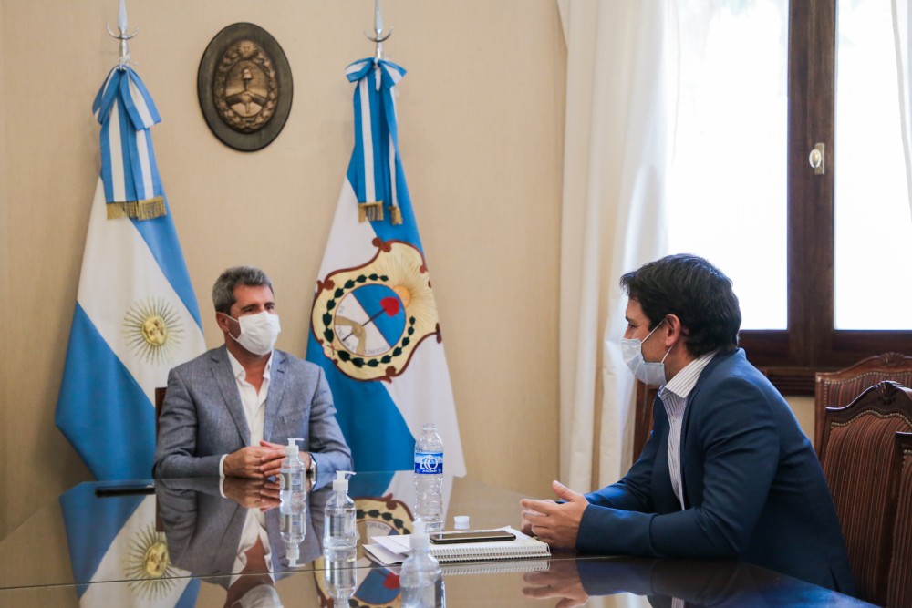 Situación hídrica, eje de la reunión del Gobernador con el ministro Ariel Lucero. Situación hídrica, eje de la reunión del Gobernador con el ministro Ariel Lucero.