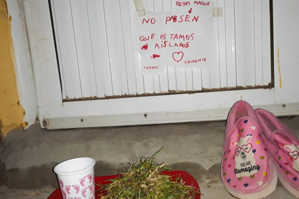 «No pasen, estamos aislados», el conmovedor mensaje de una niña a los Reyes Magos. «No pasen, estamos aislados», el conmovedor mensaje de una niña a los Reyes Magos.