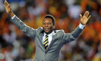 Pelé regresa al hospital para retomar el tratamiento de quimioterapia.