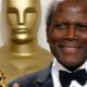 Falleció Sidney Poitier, el primer actor afroamericano en ganar un Oscar.