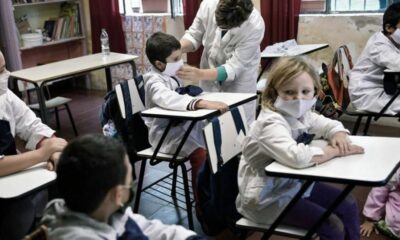 El Gobierno bonaerense gestiona la «presencialidad absoluta» en las aulas.