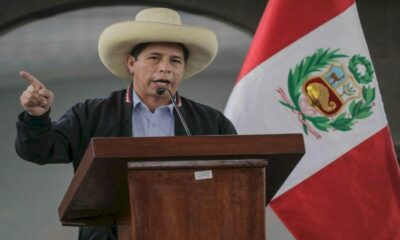 Perú: Castillo cambia nuevamente la dirección de su gabinete.