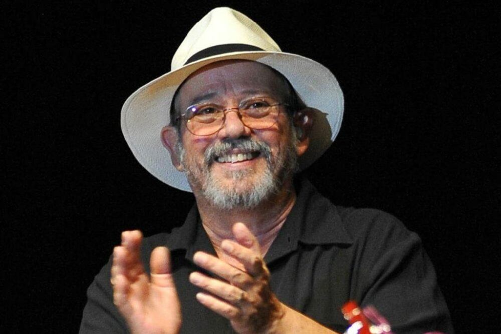 Silvio Rodríguez: “Si en 60 años no hemos podido desarrollar una creatividad que supere el bloqueo, estamos mal”. Silvio Rodríguez: “Si en 60 años no hemos podido desarrollar una creatividad que supere el bloqueo, estamos mal”.