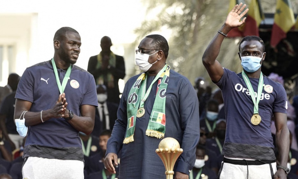 Senegal premió con dinero y terrenos a sus futbolistas por ganar la Copa Naciones de África 2021. Senegal premió con dinero y terrenos a sus futbolistas por ganar la Copa Naciones de África 2021.