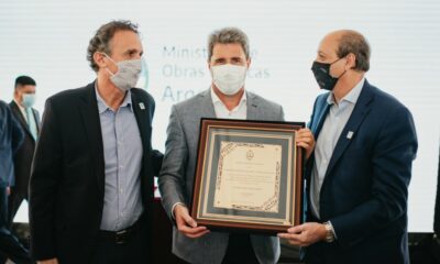 Uñac y Katopodis firmaron convenios para obras viales y anunciaron casi 00 millones para saneamiento.