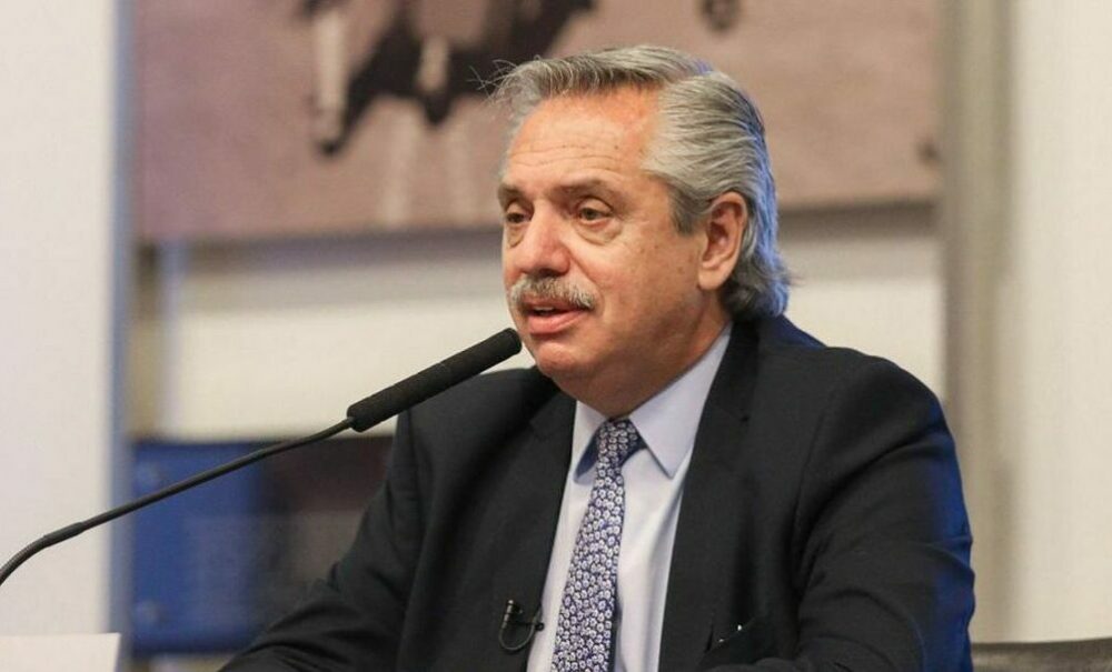 Alberto Fernández le habló a los líderes empresarios: «Yo veo un gran futuro, pueden invertir tranquilos». Alberto Fernández le habló a los líderes empresarios: «Yo veo un gran futuro, pueden invertir tranquilos».