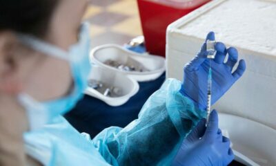 La Organización Panamericana de la Salud advierte que en América una de cada cuatro personas no está vacunada contra el coronavirus.