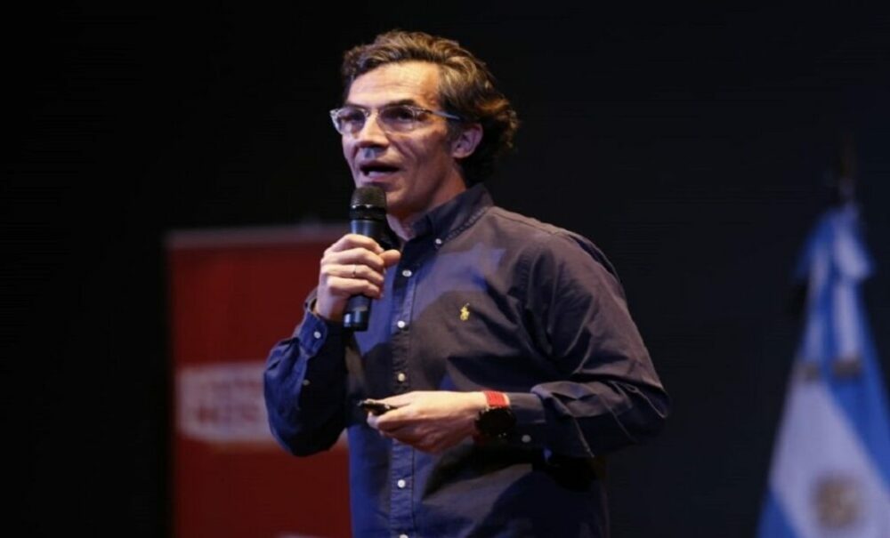 Ramón Arroyo deslumbró a todos con la charla #RendirseNoEsUnaOpción. Ramón Arroyo deslumbró a todos con la charla #RendirseNoEsUnaOpción.