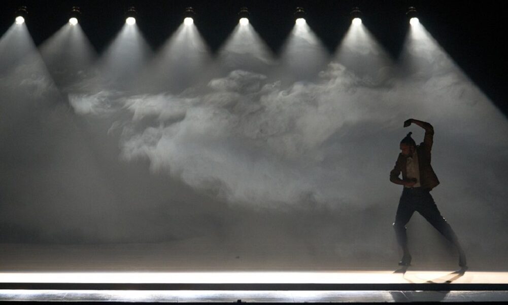 Guerrero en el Teatro del Bicentenario: El bailaor flamenco llega con un espectáculo impactante. Guerrero en el Teatro del Bicentenario: El bailaor flamenco llega con un espectáculo impactante.