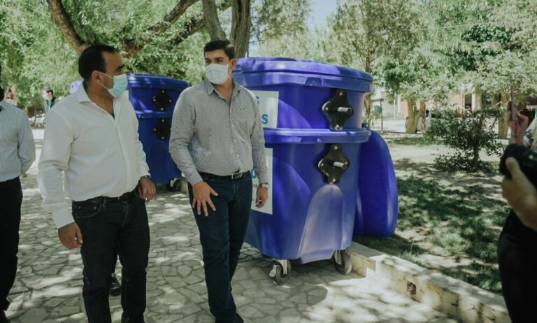 Iglesia se suma a la recolección diferenciada de residuos con aportes de la Secretaría de Ambiente. Iglesia se suma a la recolección diferenciada de residuos con aportes de la Secretaría de Ambiente.