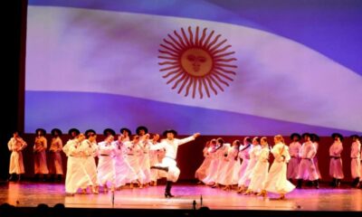 El Teatro Bicentenario convoca bailarines para la Gala Patria.