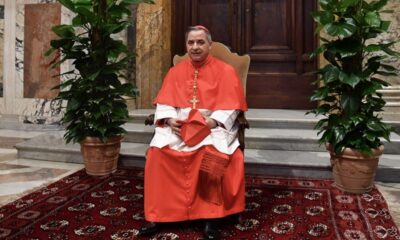 El Vaticano interrogará a un cardenal acusado de malversación de fondos.
