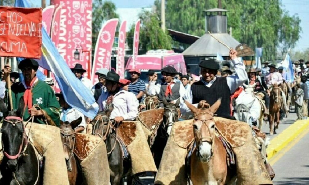 Se pone en marcha la 31º edición de la Cabalgata de Fe a la Difunta Correa. Conoce todas las actividades que se realizarán. Se pone en marcha la 31º edición de la Cabalgata de Fe a la Difunta Correa. Conoce todas las actividades que se realizarán.