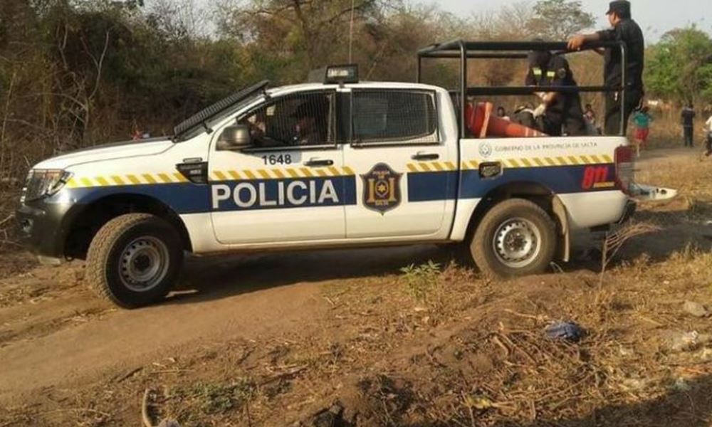 Hay dos sospechoso por el femicidio de una adolescente wichi de 14 años en Salta. Hay dos sospechoso por el femicidio de una adolescente wichi de 14 años en Salta.