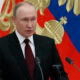 Putin: «A partir del 1 de Abril el gas se paga en rublos, si no lo hacen se cancelan contratos»