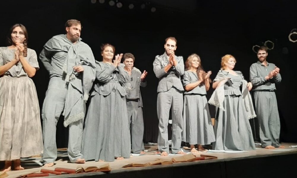 “Los rayos de aquel sol”, la atrapante producción sanjuanina se presenta en el Teatro del Bicentenario. “Los rayos de aquel sol”, la atrapante producción sanjuanina se presenta en el Teatro del Bicentenario.