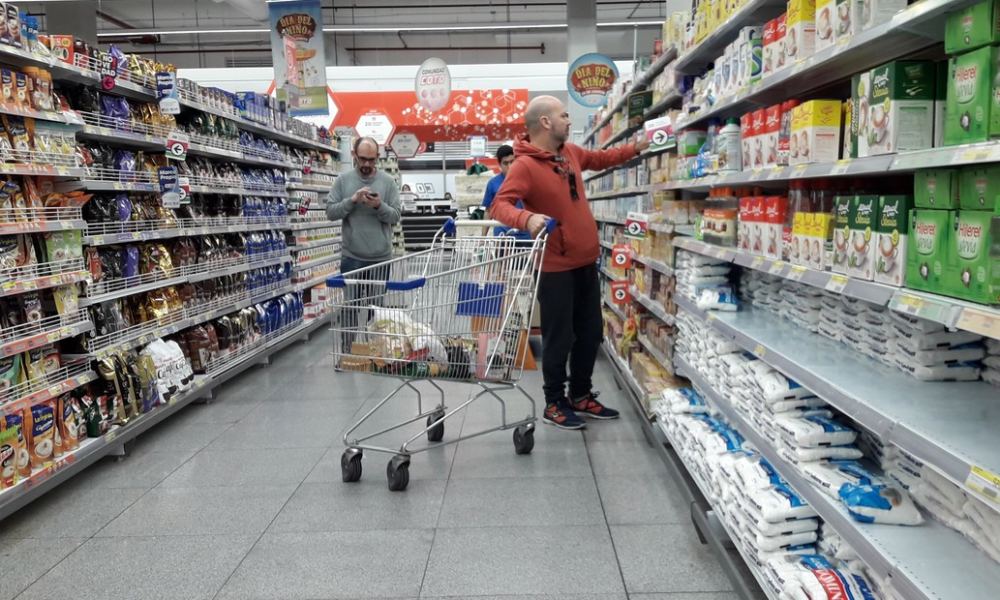 El Gobierno analiza nuevas medidas para contener la inflación. El Gobierno analiza nuevas medidas para contener la inflación.