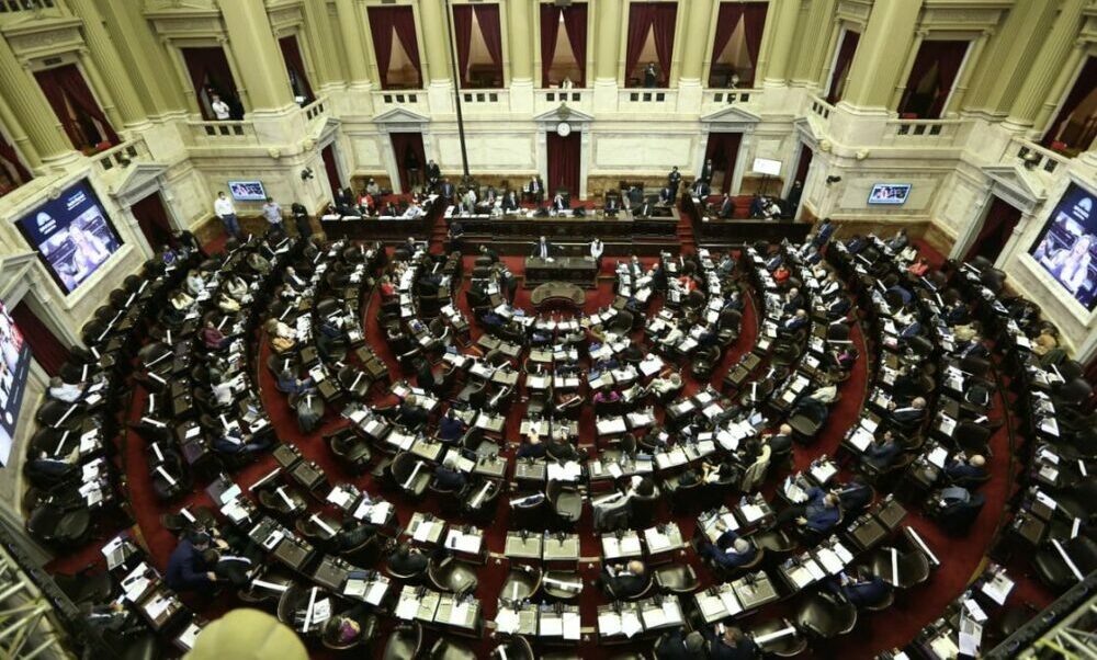 Diputados buscará aprobar, este jueves, la prorroga de impuestos y el Consenso Fiscal. Diputados buscará aprobar, este jueves, la prorroga de impuestos y el Consenso Fiscal.