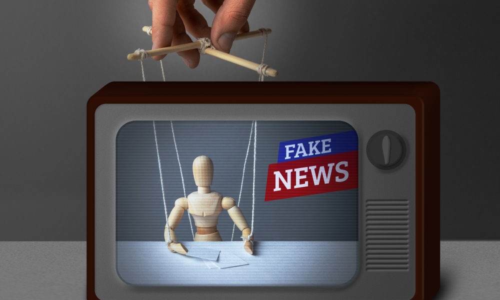 De este modo no caerás en las FakeNews, la pandemia de la información falsa en redes sociales y portales de noticias De este modo no caerás en las FakeNews, la pandemia de la información falsa en redes sociales y portales de noticias
