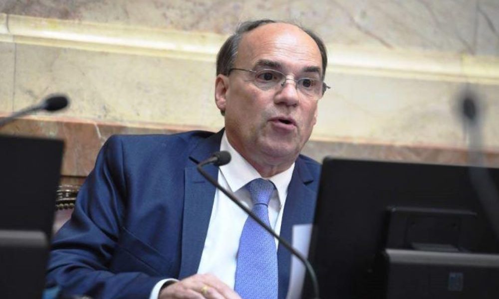 Senador opositor dice que apoyar al gobierno por acuerdo con el FMI es “apoyar al país». Senador opositor dice que apoyar al gobierno por acuerdo con el FMI es “apoyar al país».