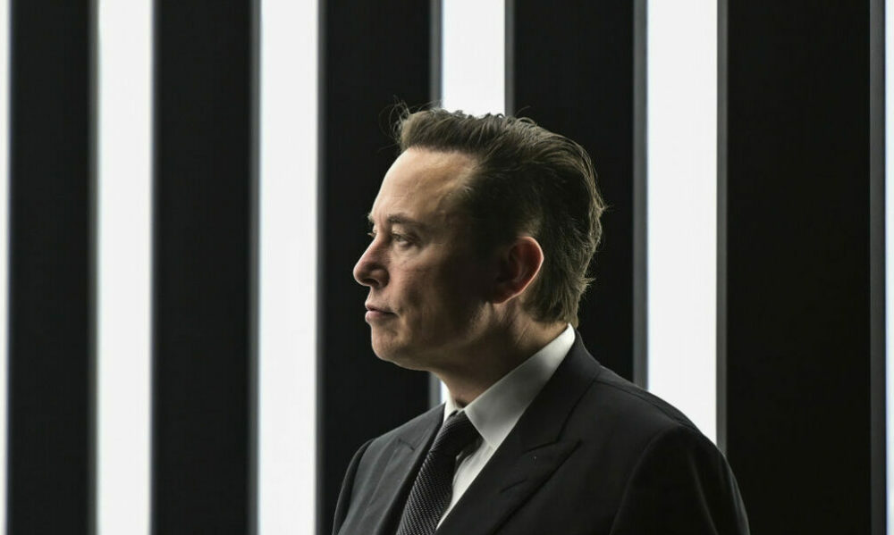 Elon Musk compró Twitter por u$s44.000 millones. Elon Musk compró Twitter por u$s44.000 millones.