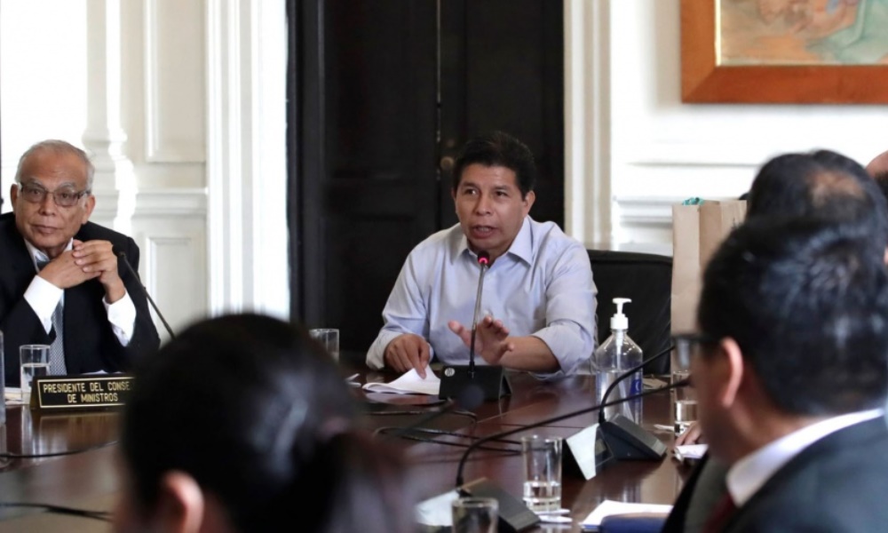 El presidente de Perú presentó su iniciativa para una nueva Constitución. El presidente de Perú presentó su iniciativa para una nueva Constitución.
