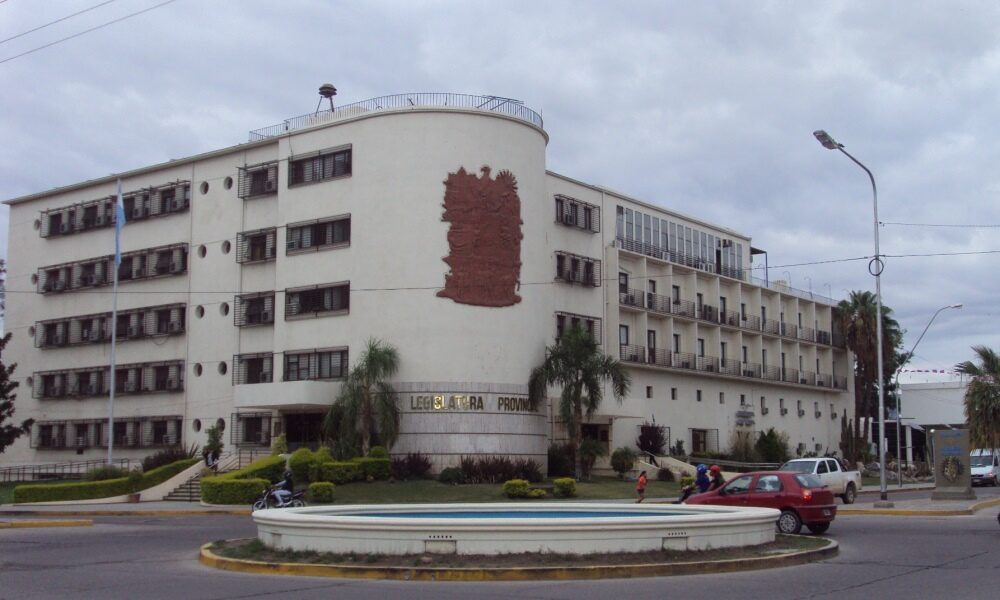 En San Juan hay siete partidos que reclaman ser parte del debate por el Nuevo Código Electoral. En San Juan hay siete partidos que reclaman ser parte del debate por el Nuevo Código Electoral.