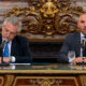 Monotributistas, jubilados y trabajadores informales: Todos los detalles de los bonos que anunciaron el Presidente y Martín Guzmán.