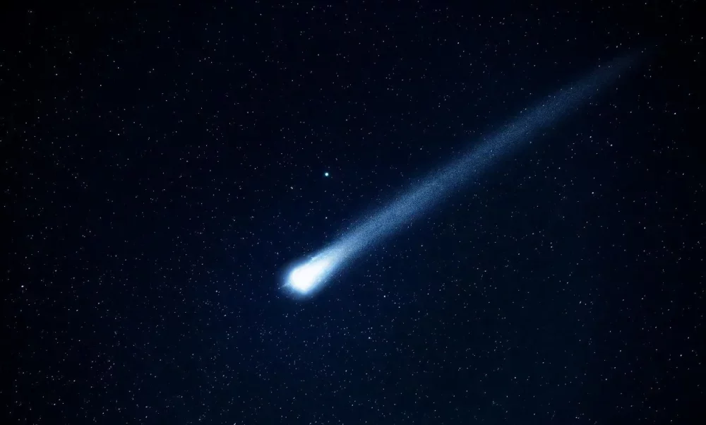 Científicos de la NASA detectan “el cometa más grande jamás visto”. Científicos de la NASA detectan “el cometa más grande jamás visto”.
